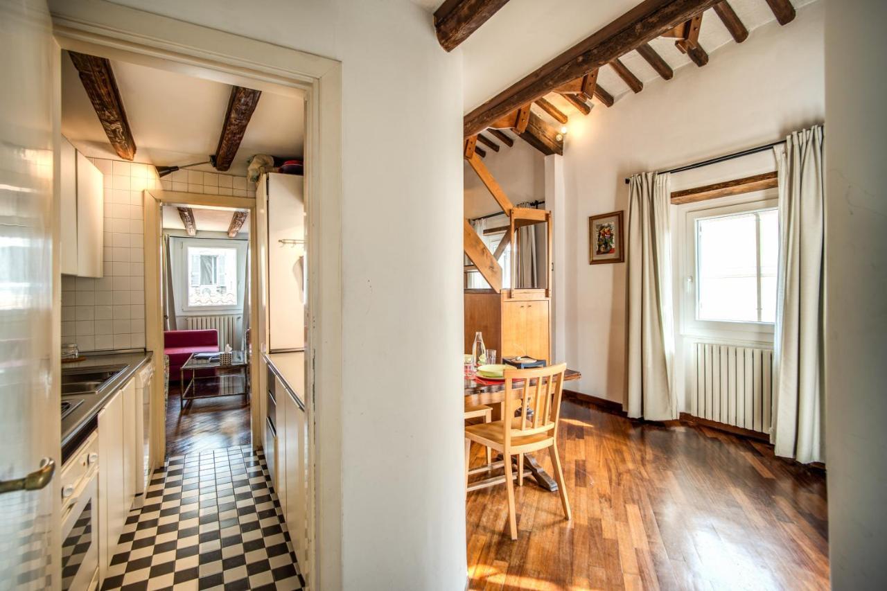 Apartment Lovely Attic With Private Terrace By Piazza Navona Rom